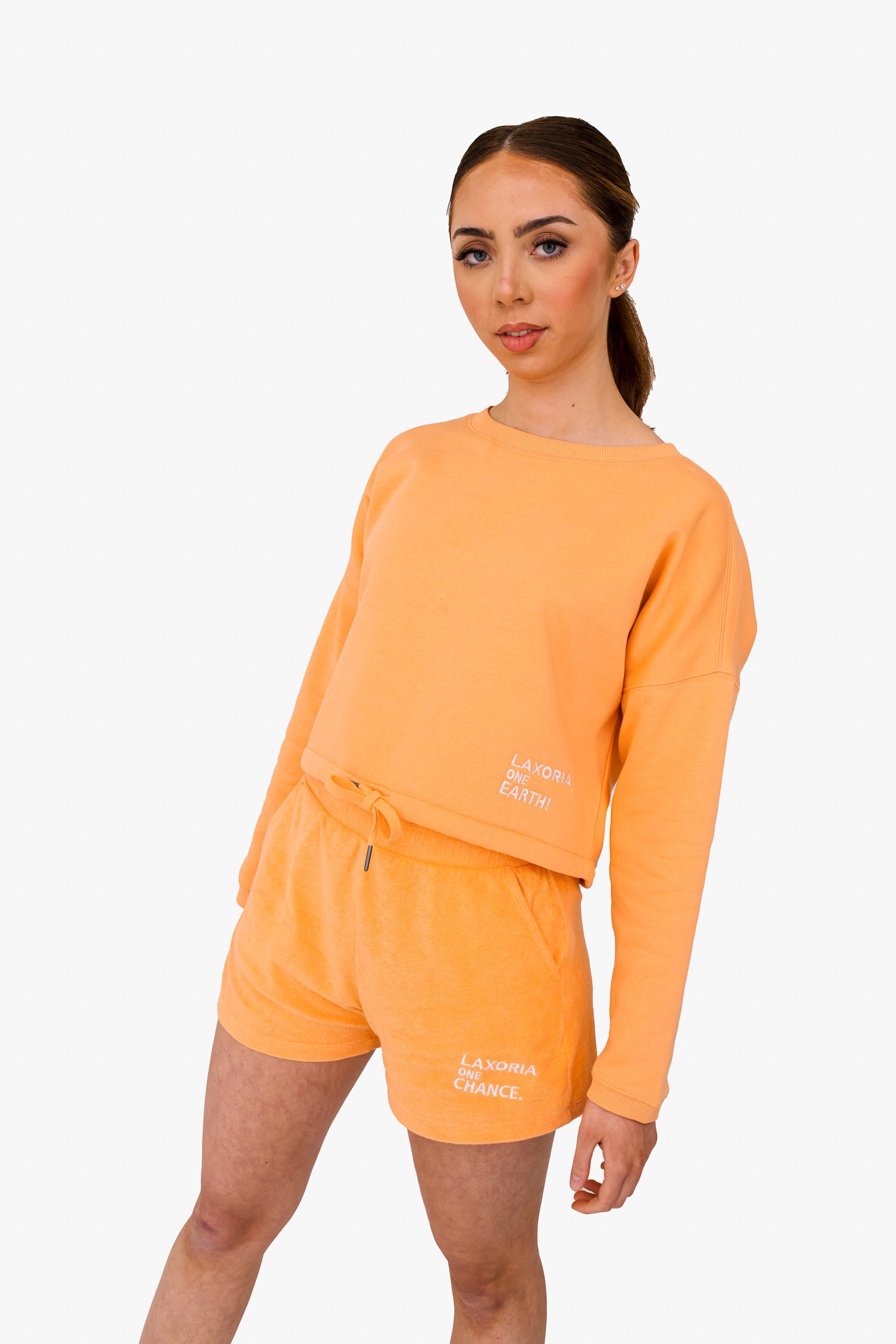 Women's Oversized Cropped Round Neck Sweatshirt - Organic Cotton Blend  - Apricot